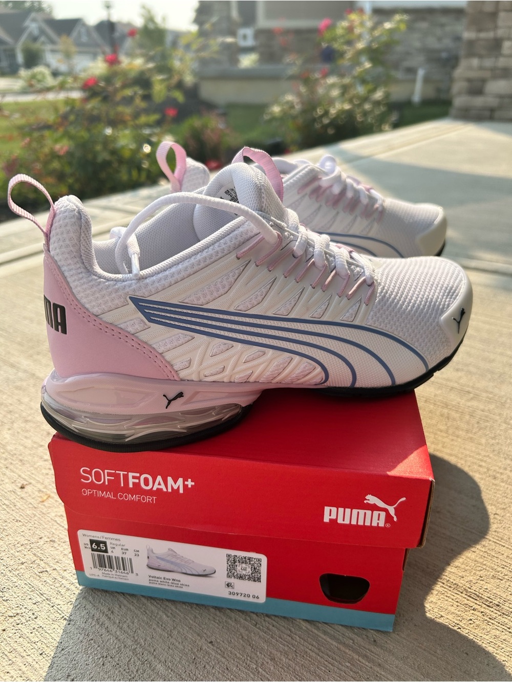 Puma White Pink & Light Blue Women's Athletic Sneakers NEW IN BOX. - Picture 8 of 12